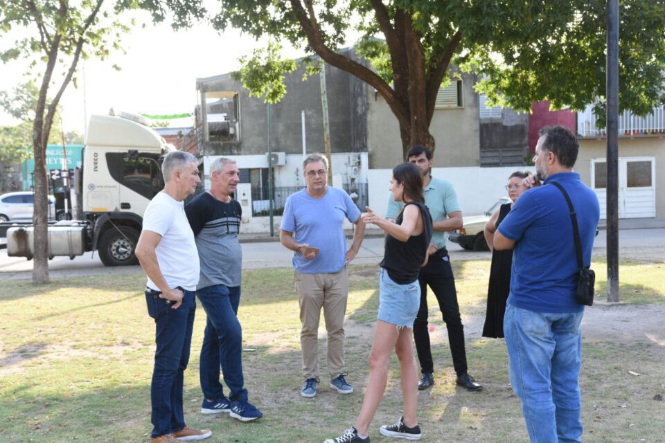 Luis Castellano recorrió el barrio 17 de Octubre