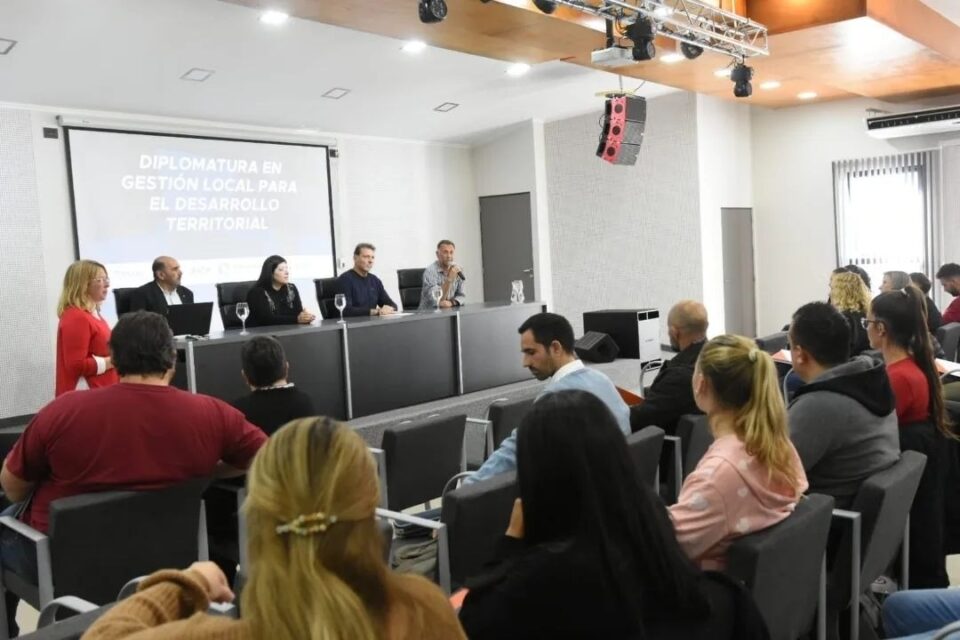 Finalizó el cursado de la Diplomatura en Gestión Local para el Desarrollo Territorial
