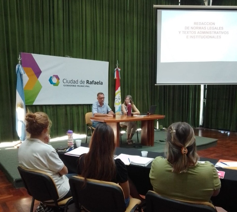 Continúa el ciclo de actualización de procesos administrativos