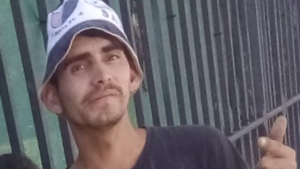 Se solicita información sobre el paradero de Damián Exequiel Avellaneda