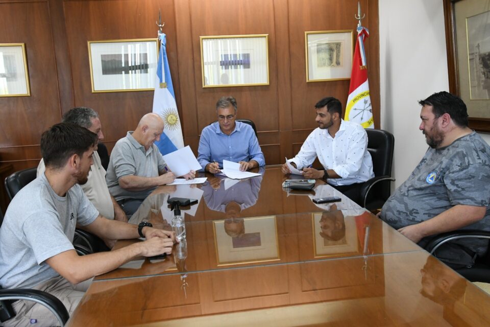 El Municipio y el Radio Club firmaron un Convenio de Colaboración