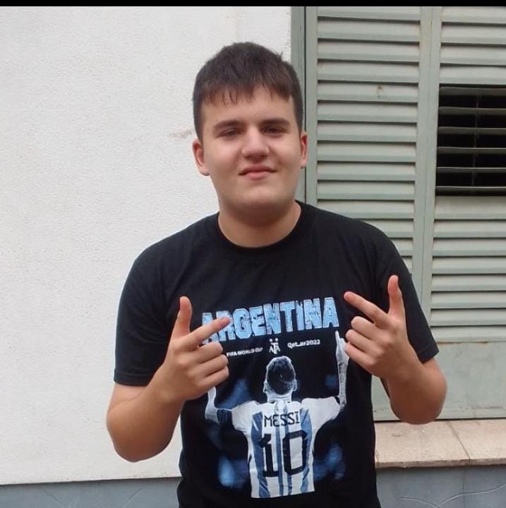 PARADERO DEL llamado TIZIANO MOIX, argentino de 18 años