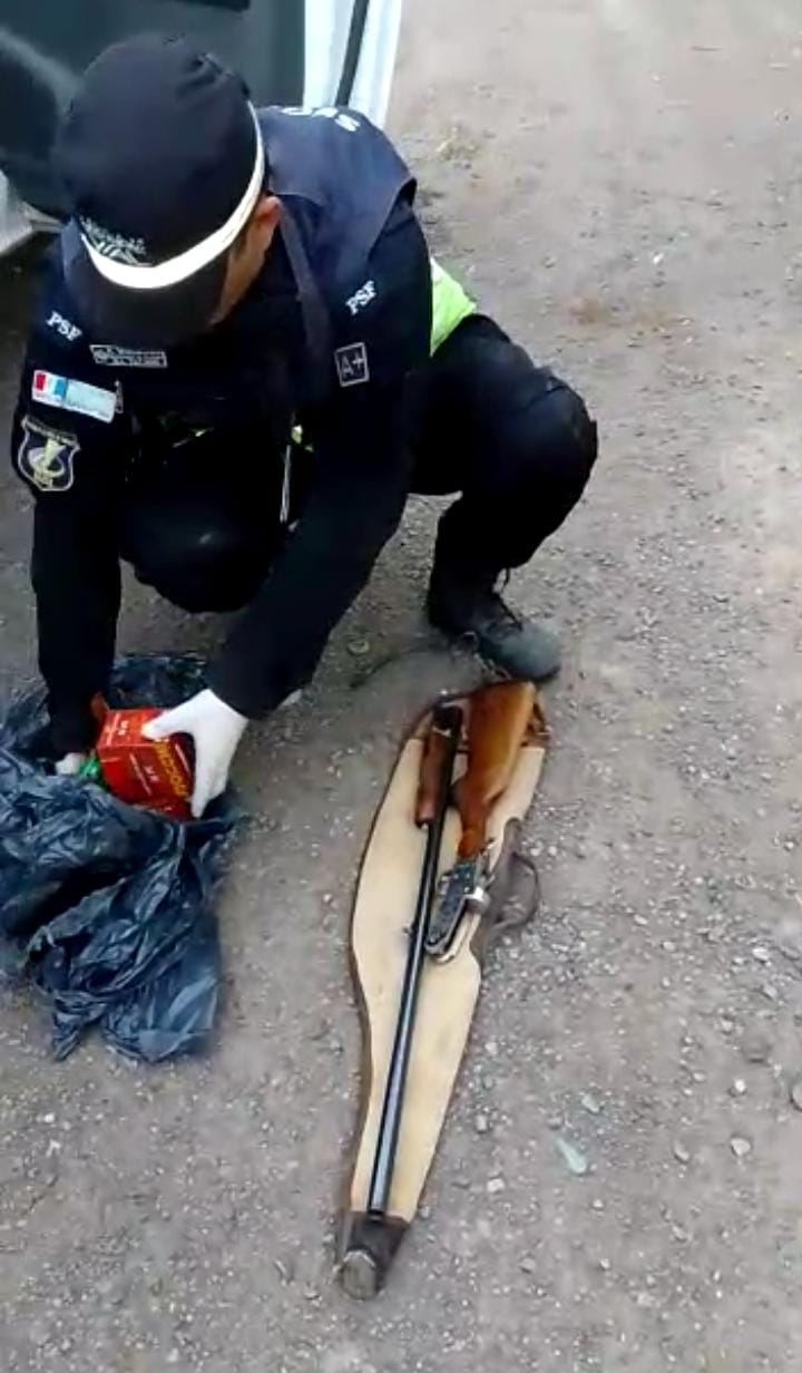 LOGRARON EL SECUESTRO DE UNA ESCOPETA CALIBRE 16 Y CARTUCHOS INTACTOS, Y TRASLADARON A UN ADULTO