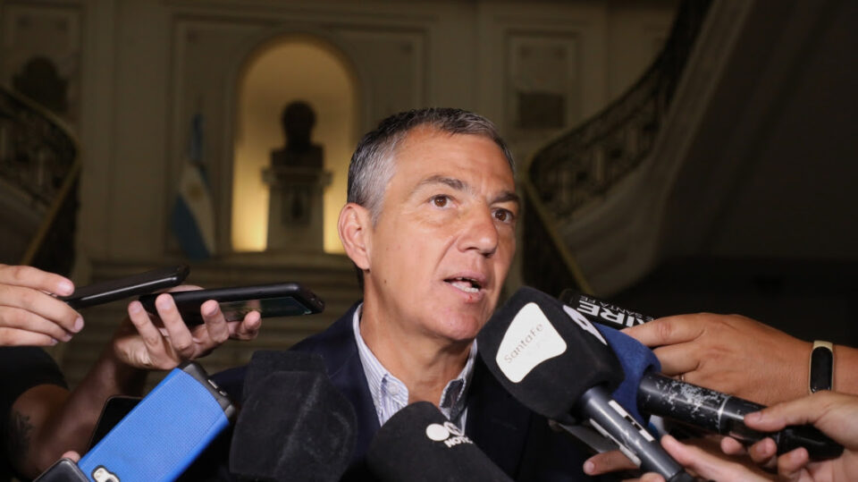 La provincia se reunió con los gremios de la administración central en el marco de las negociaciones paritarias
