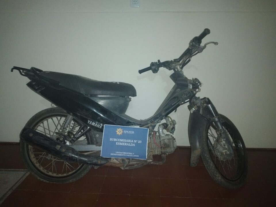 MOTOCICLETA RECUPERADA