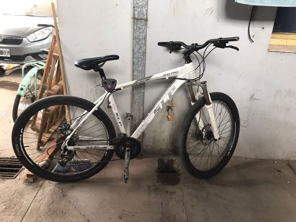 SECUESTRO DE UNA BICICLETA