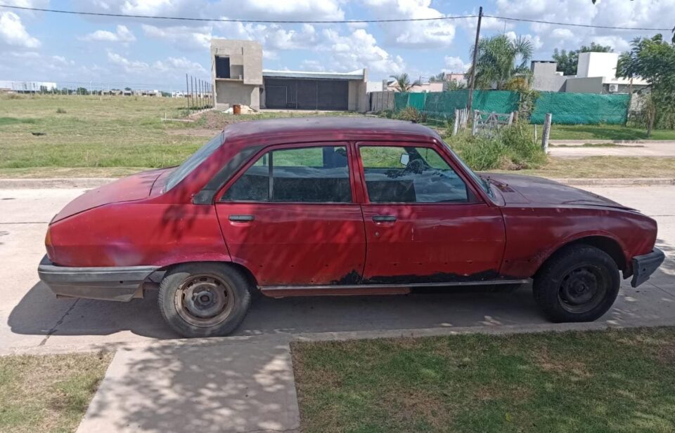 HALLAZGO Y SECUESTRO DE AUTOMOVIL