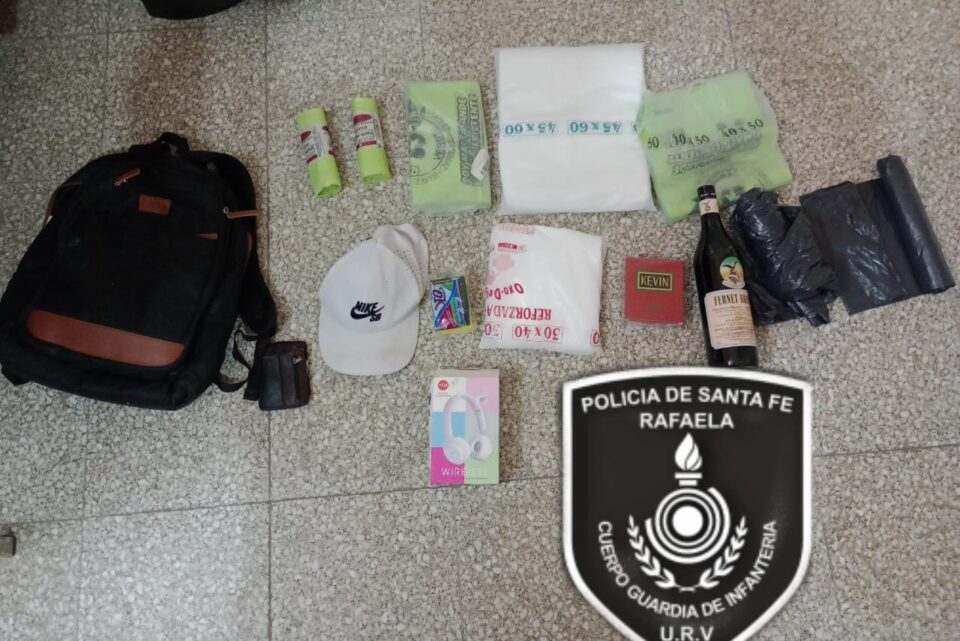 SECUESTRO DE VARIOS ELEMENTOS