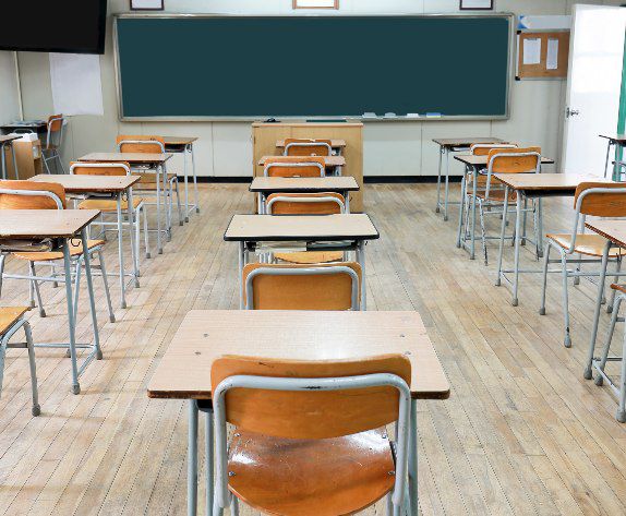 Se inauguran dos nuevas aulas en la Escuela Vecchioli