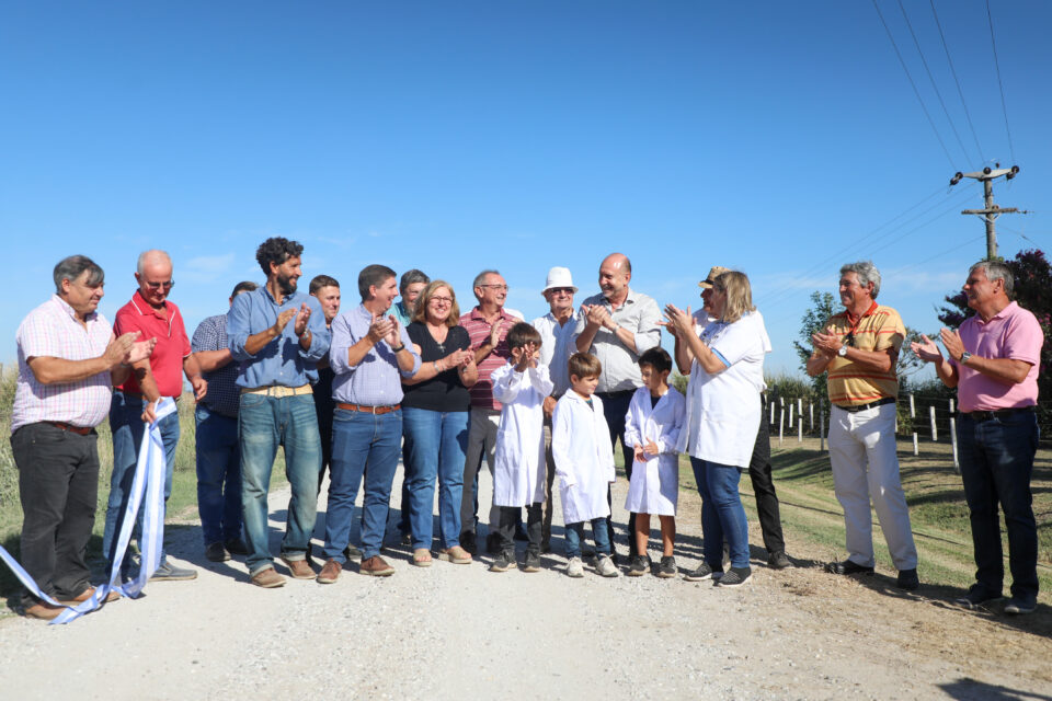 Perotti inauguró un corredor productivo en Nuevo Torino y recorrió la obra del Hospital de Pilar