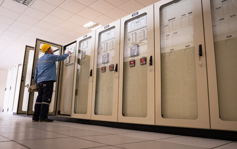 La energía operada por la EPE durante marzo registra un incremento del 53,7%