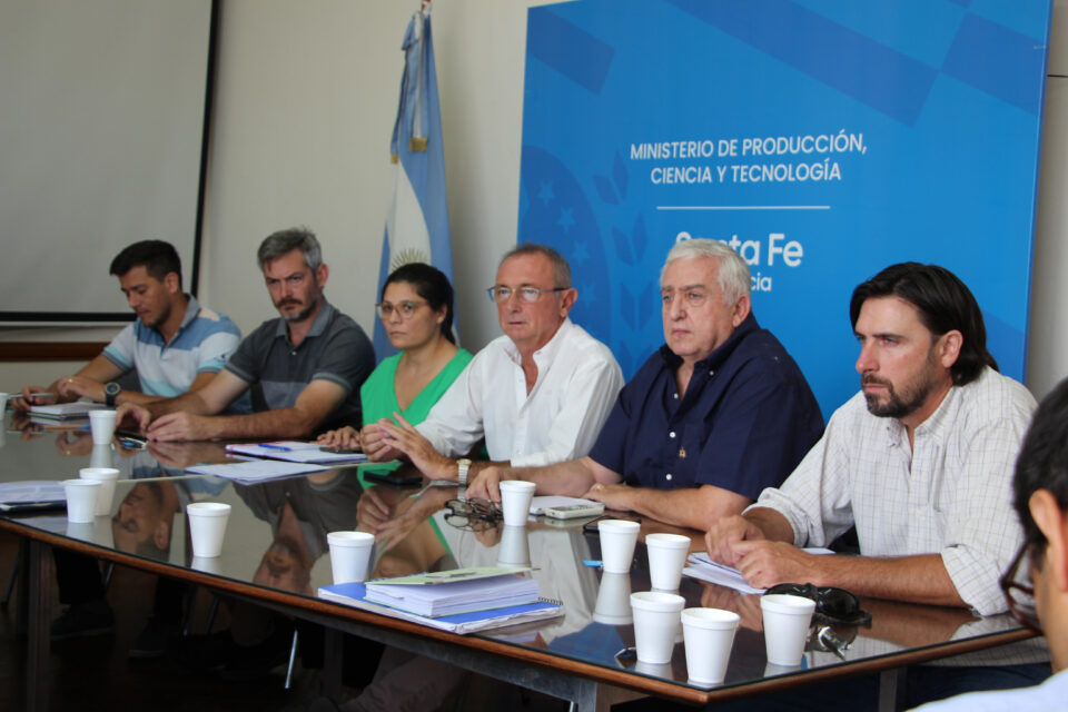 La provincia continúa trabajando en prevención y monitoreo de la Influenza Aviar sobre la producción avícola