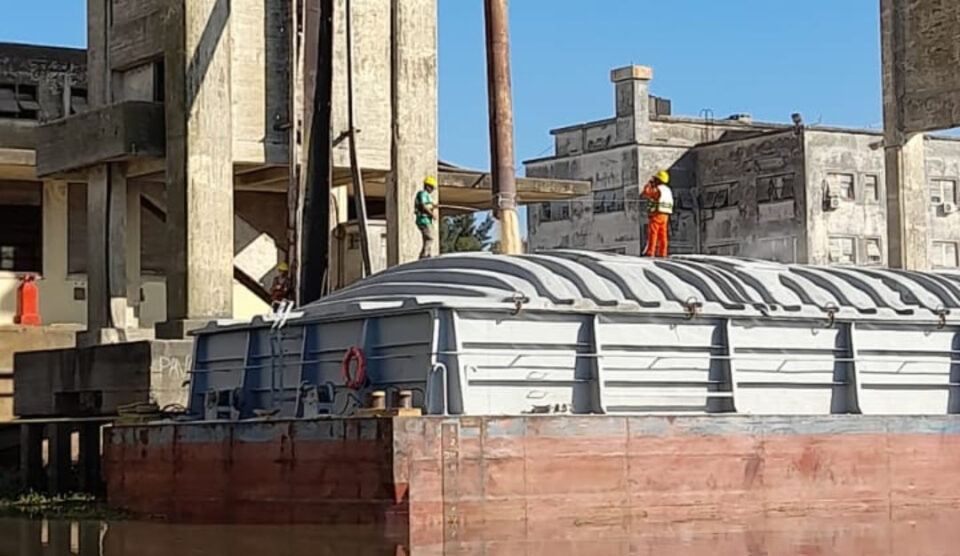 Primer embarque desde el puerto santafesino: La provincia despachó unas 6200 toneladas de maíz partido con destino a Uruguay