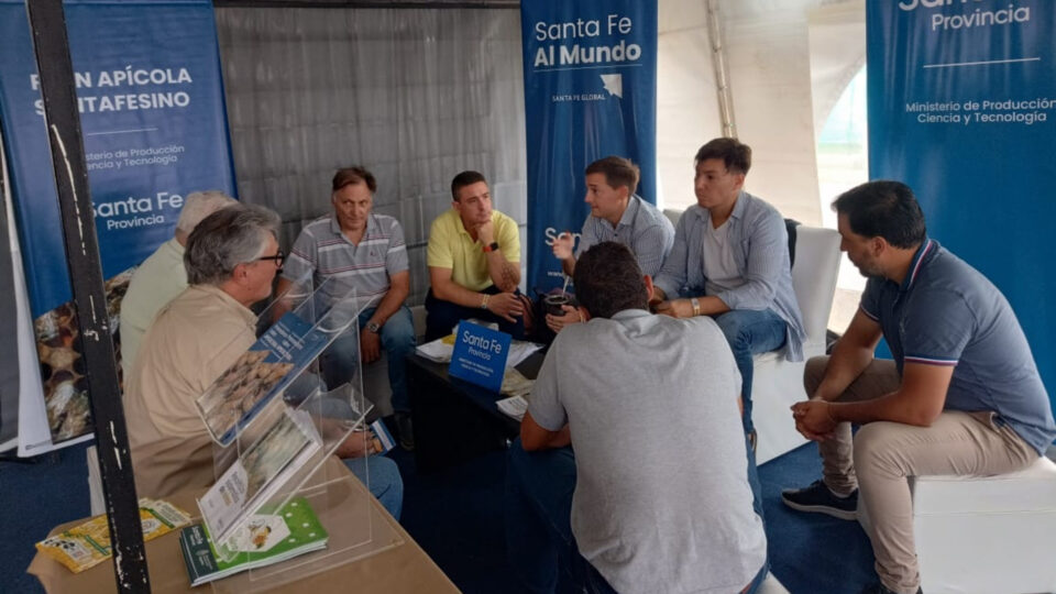 La provincia acompañó a 30 exportadores y proveedores en la Expo Apícola del Mercosur Macia 2023