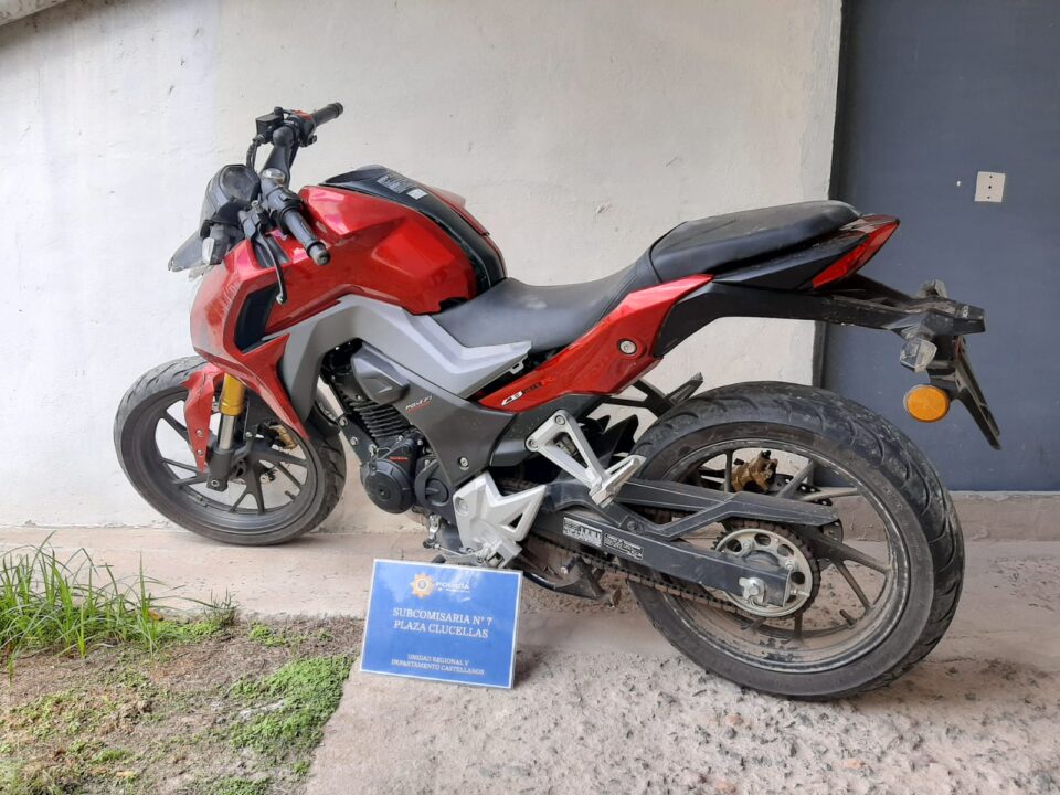 SECUESTRO DE UN MOTOVEHÍCULO