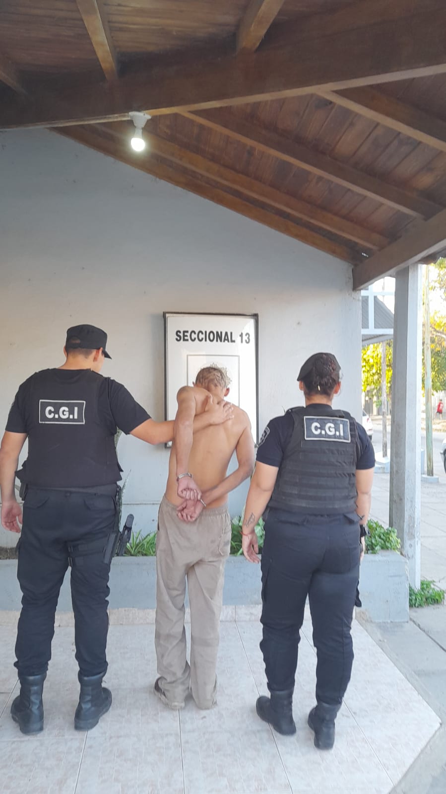 DETENCION DE MASCULINO