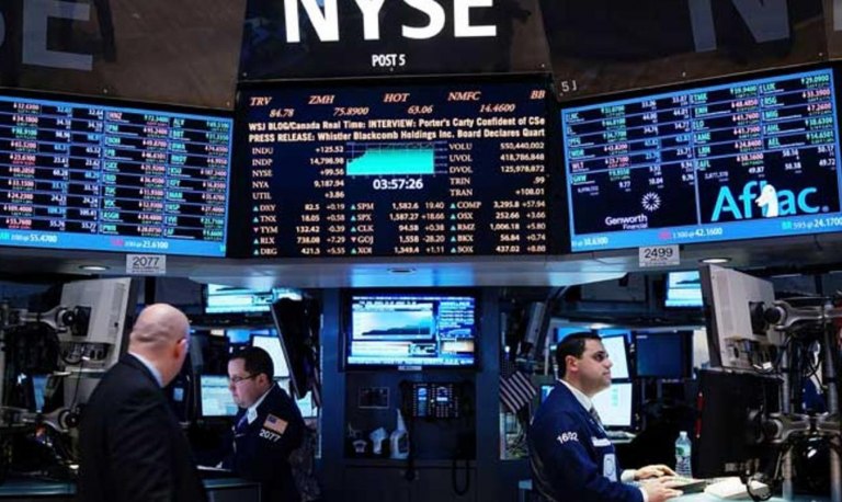 Suben los bonos, baja el dólar: las primeras reacciones del mercado tras la decisión de Alberto Fernández