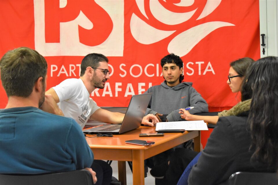 Matías Martínez Sella: “Planificación, equipo y propuestas concretas en un mano a mano con el vecino”