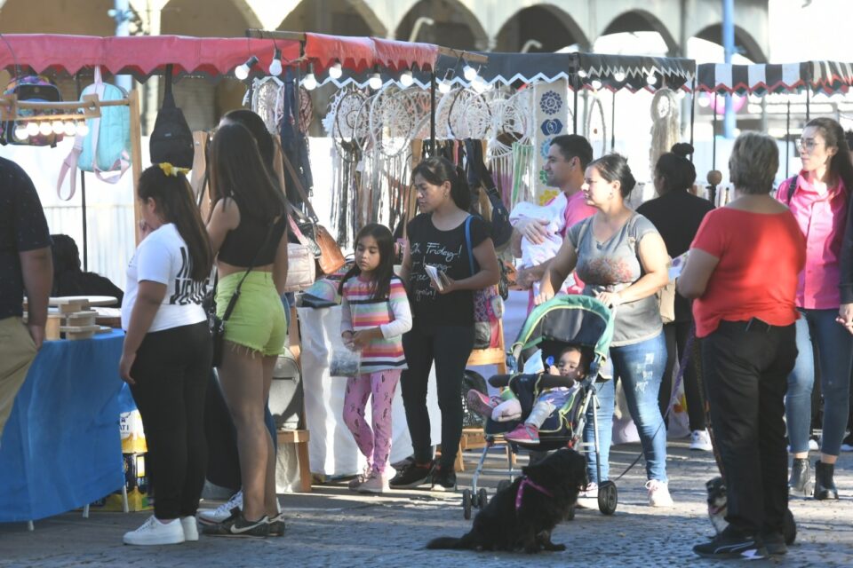 Plaza Feria tuvo otro finde con propuestas variadas