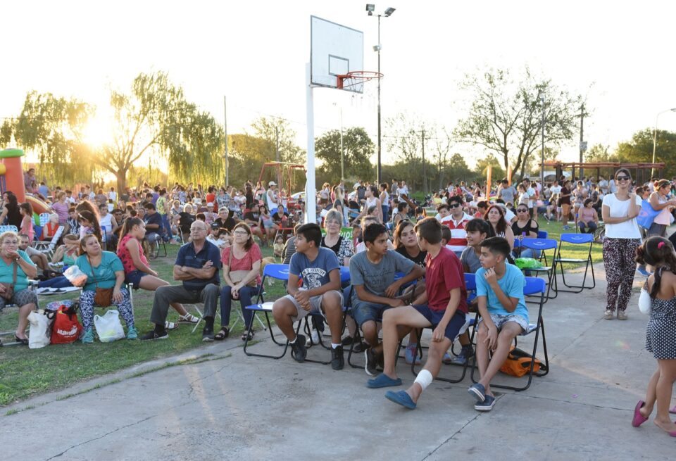 Festejo en el barrio Antártida Argentina
