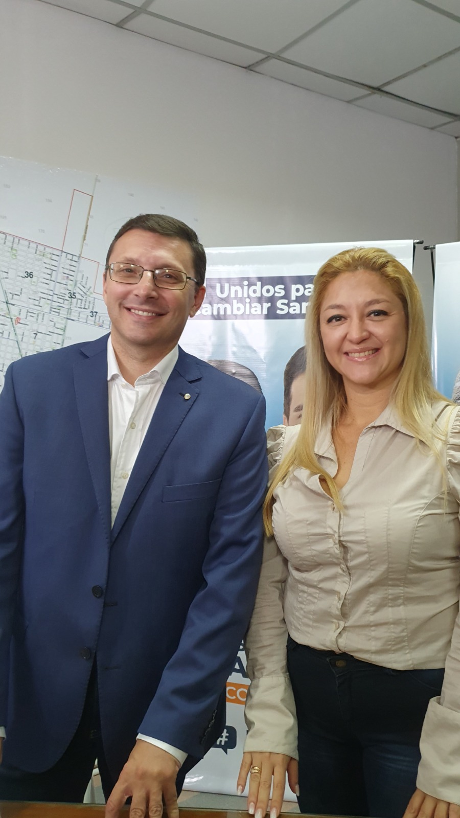 MARSICO PRESENTO LOS CANDIDATOS A CONCEJALES CON EL ACOMPAÑAMIENTO DE LEO VIOTTI