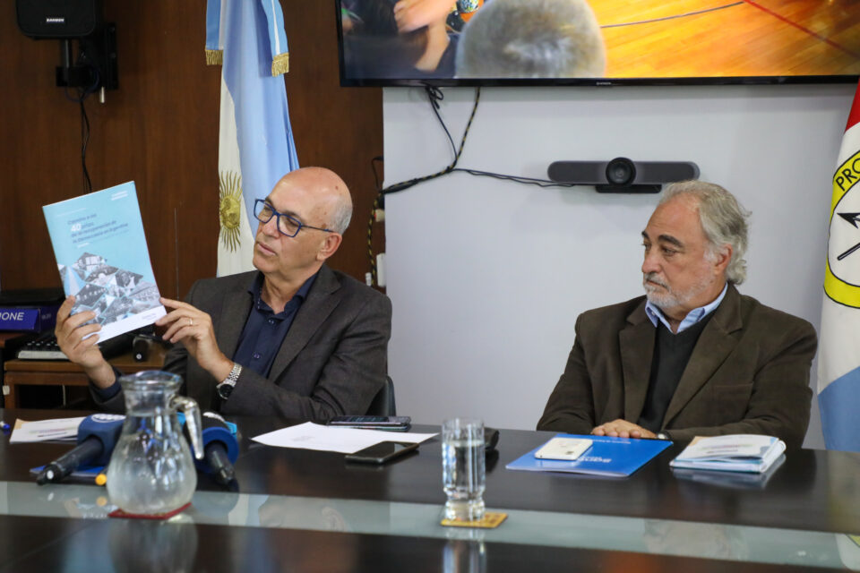 El Ministerio de Educación firmó un convenio de Cooperación con el Centro Ana Frank de Argentina