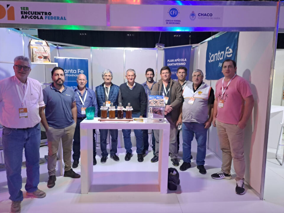 La Provincia acompañó a empresas santafesinas en el 1º Encuentro Apícola Federal en Chaco