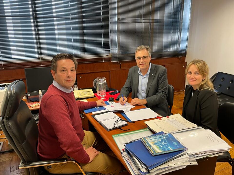 El Intendente firmó un convenio para la adquisición de equipamiento