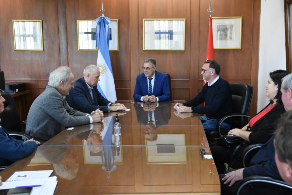 Luis Castellano recibió al embajador de Suiza