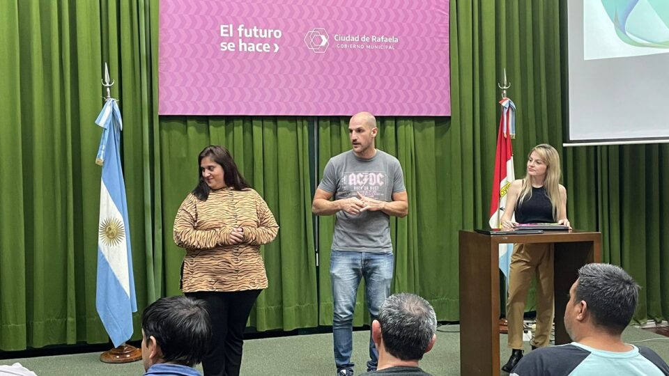 Se capacitó a profesores de Escuelitas Deportivas Barriales