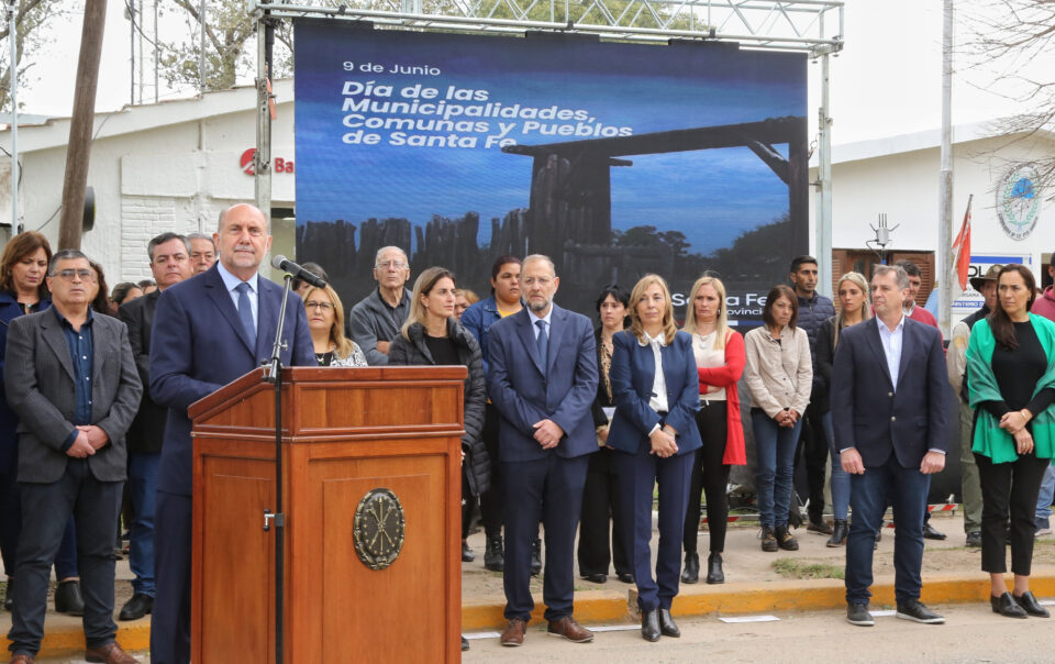 Perotti presidió el acto por el 496° aniversario del primer asentamiento español en territorio argentino, “Fuerte Sancti Spiritu”