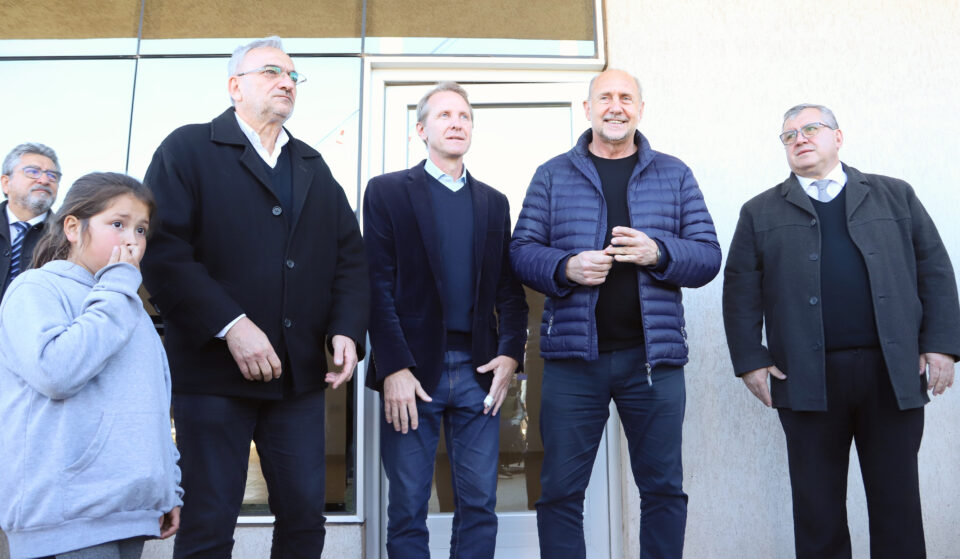 Perotti recorrió la finalización de la obra del nuevo edificio de la Comisaría 3ª de Sunchales
