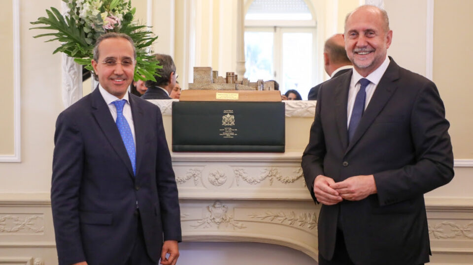 Perotti recibió a la empresa marroqui de fertilizantes, acompañada del Embajador Fares Yassir