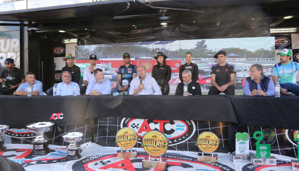 Perotti partició en Agroactiva de la presentación de la carrera del TC en Rafaela