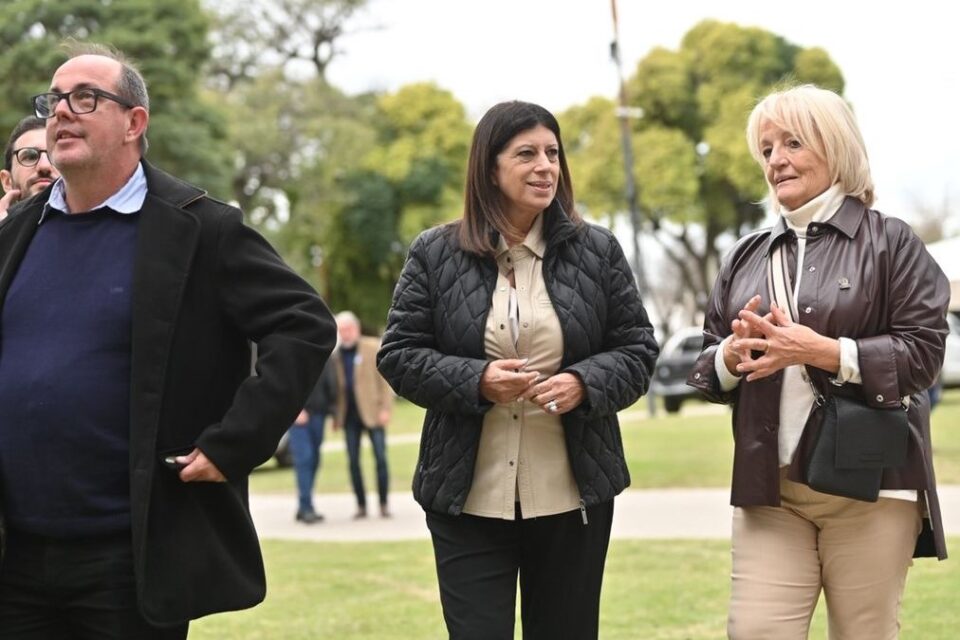 Clara García: “La lechería es una muestra del abandono de Perotti y Fernández a los productores”
