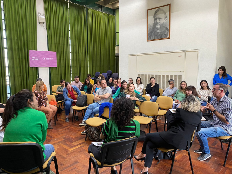 Se lleva adelante “Mujeres en el entramado productivo”