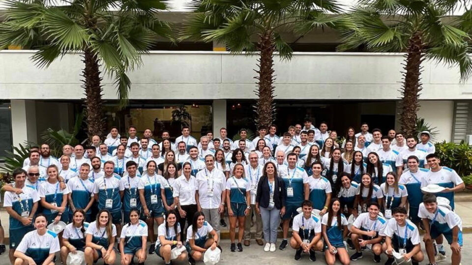 Deportistas de Santa Fe participan en los V Juegos Suramericanos de Playa Santa Marta 2023