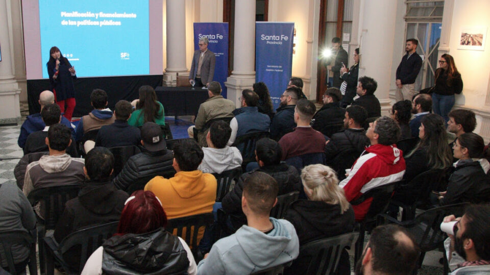 Arena y Agosto participaron de la última clase del Programa Provincial de Formación destinada a juventudes santafesinas