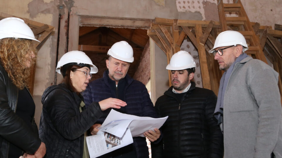 Perotti recorrió las obras del Centro de Justicia Penal de la ciudad de Venado Tuerto
