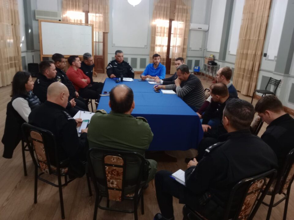 Reunión del Comando Unificado con representantes del MPA