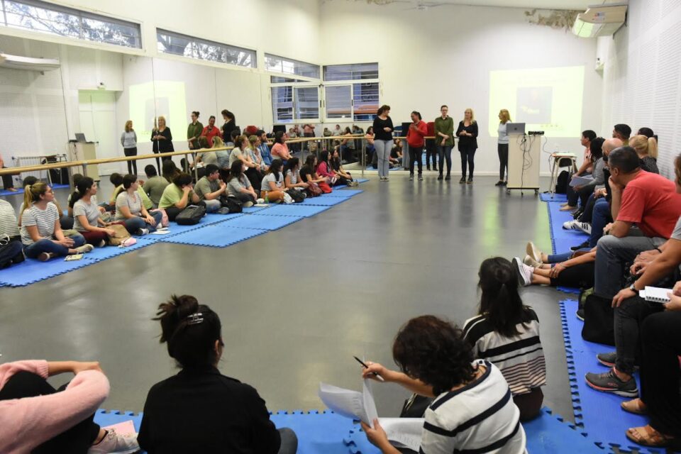 Con cupo completo, se inició el Curso de Lengua de Señas Argentina