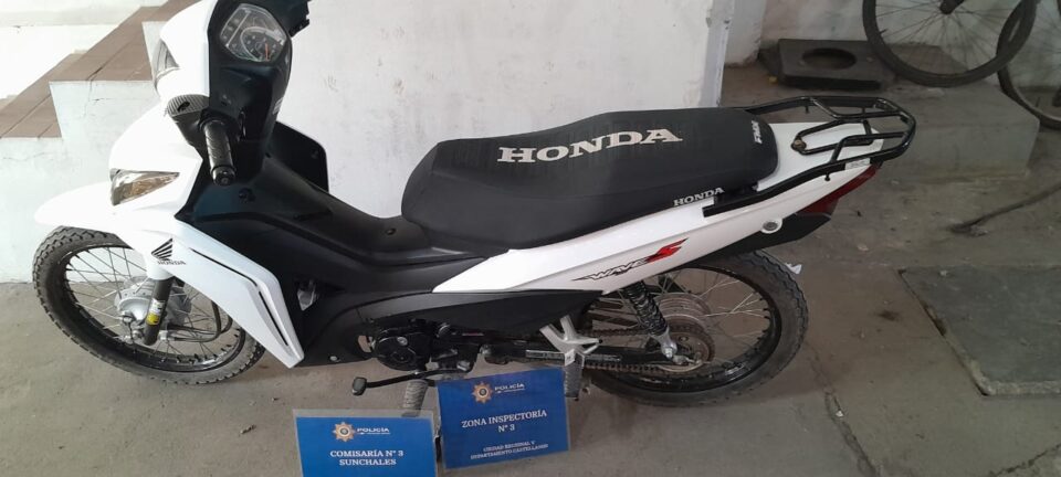 SECUESTRO DE UNA MOTOCICLETA