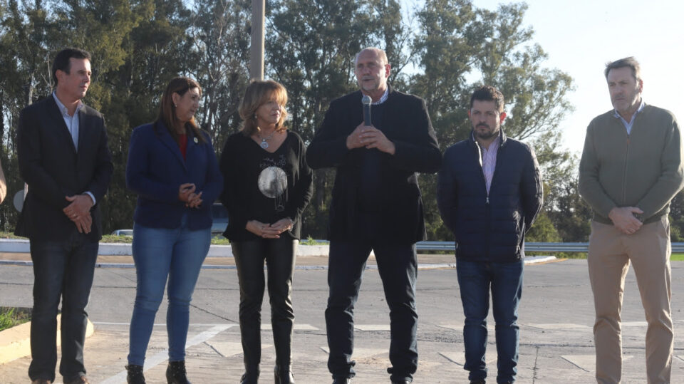 El gobierno inauguró el nuevo intercambiador de la Autopista Provincial 01 en el acceso norte a Santo Tomé