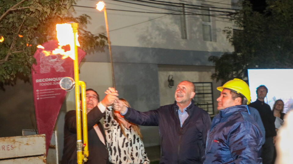 Perotti inauguró las obras de conexión de red de gas domiciliaria Gasoducto NEA en Reconquista