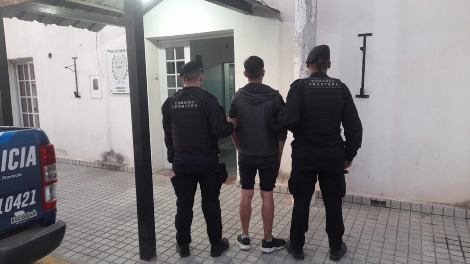 DESOBEDIENCIA A UNA ORDEN JUDICIAL Y DETENCION