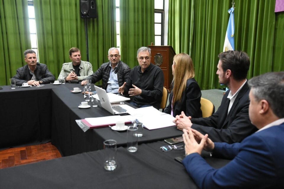 Se reunieron autoridades municipales y comunales del Área Metropolitana