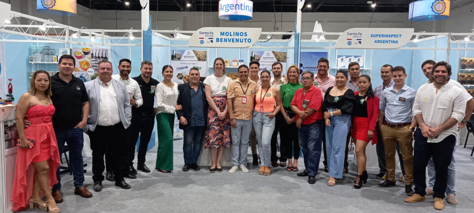 Más de 30 empresas santafesinas exponen sus producciones en la Expocruz de Bolivia