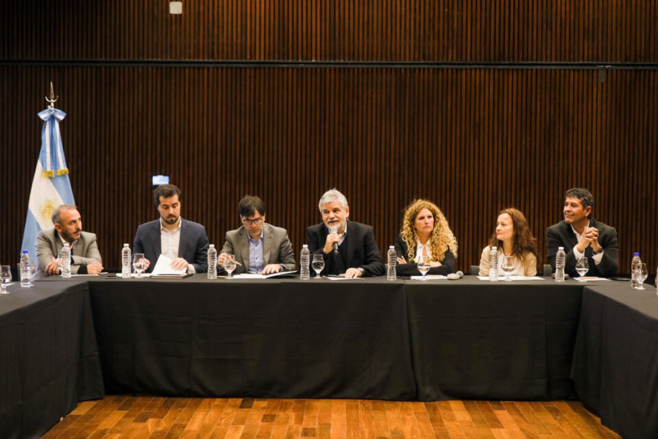 Exitosa participación de Santa Fe en la primera reunión del Consejo Federal del Cannabis