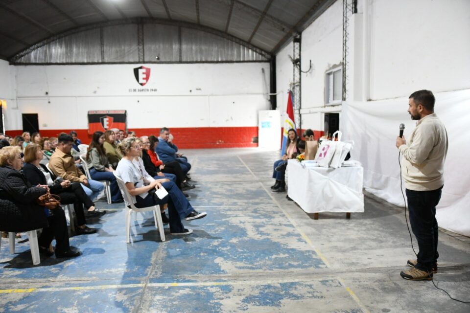 Colación de nuevos médicos especialistas del Hospital «Doctor Jaime Ferré