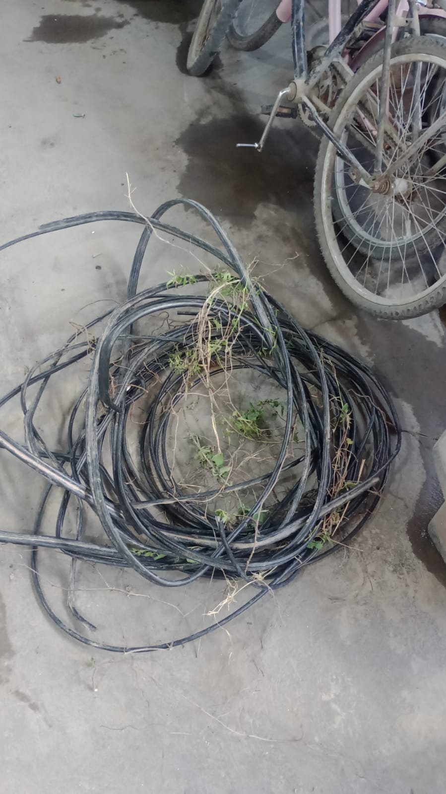 SECUESTRO DE UN ROLLO DE CABLE